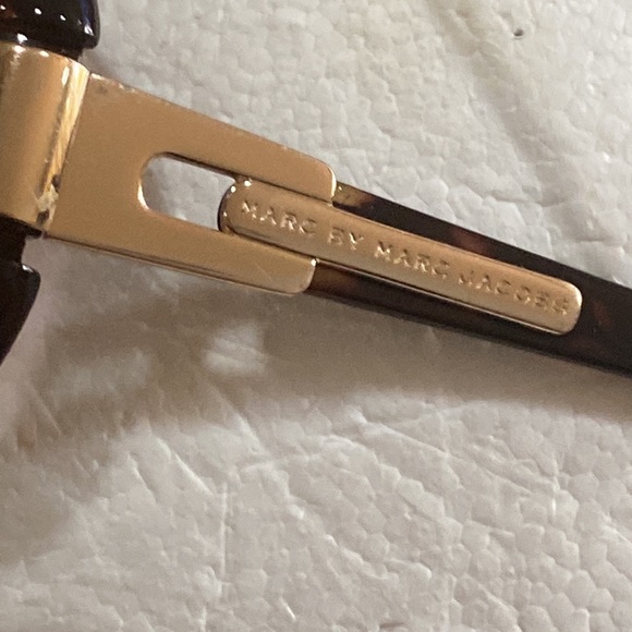 Marc by MARC JACOBS oversized vintage sunglasses ? with case main image 8